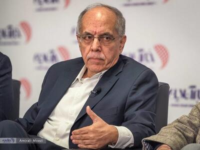  آیا دستگاه دیپلماسی، برای جلوگیری از جنگ سران نظام را متوجه کرد یا خیر؟/ از زلنسکی بیاموزیم / پزشکیان و عراقچی رویکرد واحدی در سیاست خارجی ندارند