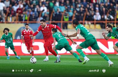  داداش‌زاده: دفاع تیم همچنان پاشنه آشیل پرسپولیس است/ این اشتباهات در دربی جبران ناپذیر خواهد بود