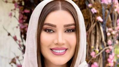  عکس‌های لو رفته از خواهر، برادر، پدر و مادر متین ستوده!/عروس خانم ادعای قد بلند می کنه !