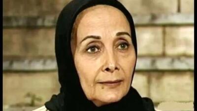  لبخند زمانه خانم بازیگر در ۸۸ سالگی: جشن تولد بازیگر سریال «من یک مستاجرم»!