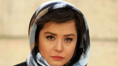  فیلم / عشوه و برخورد زننده و نامناسب مهراوه شریفی‌نیا با یک پسر نوجوان که پدرش....