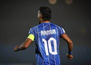  دیس‌بک رامین رضاییان به ماشاریپوف در تمرین استقلال سوژه شد