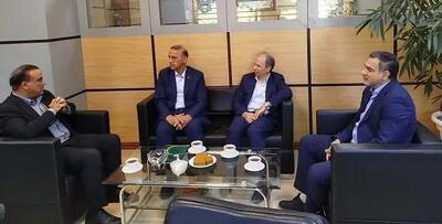  بازدید نماینده گناباد و بجستان از شعبه مشهد بانک توسعه صادرات ایران