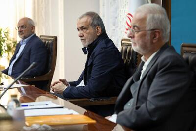  تاکید پزشکیان بر تغییر جدی سوخت خودروها