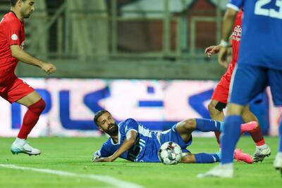  سهرابیان اجازه همراهی استقلال را ندارد و از شرکت در تمرینات محروم است