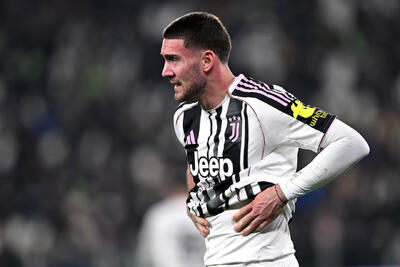  مشکلش جدی است؟ دوشان ولاهوویچ مصدوم شد و به گریه افتاد! / عکس