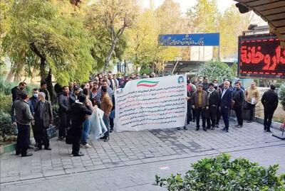  تجمع رانندگان استیجاری ایثارگر     در تهران
