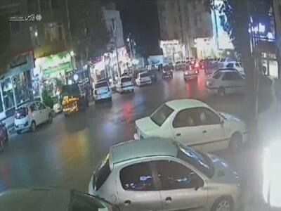  دست‌فرمانِ خطرساز یک راننده در طرقبه 5 خودرو را گرفتار کرد