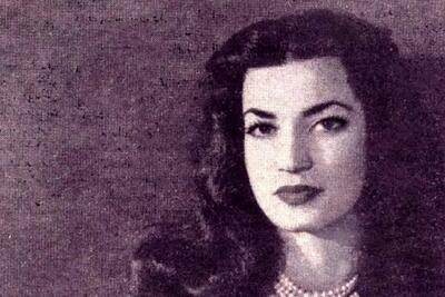  «اشرف پهلوی» در حال نواختن ساز در کنار «فوزیه»؛ سال ۱۳۲۰(عکس)