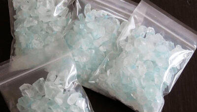  کشف بیش از ۱۰ کیلوگرم شیشه در فرودگاه بندرعباس