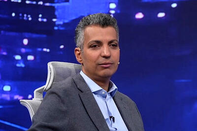  عادل فردوسی‌پور پیشنهاد ۱۰۰ سکه‌ای را نپذیرفت!
