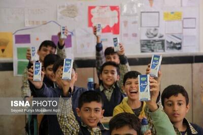  زمان دقیق توزیع شیر در مدارس اعلام شد