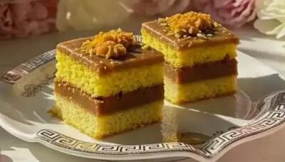  طرز تهیه کیک حلوای سه آرد مجلسی با عطر هل و زعفران !