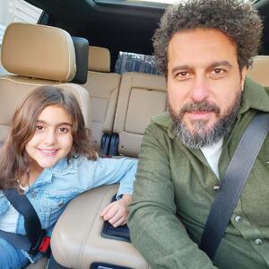  عکس/ سلفی پربازدید و جنجالی محسن کیایی و دخترش رز | اقتصاد24