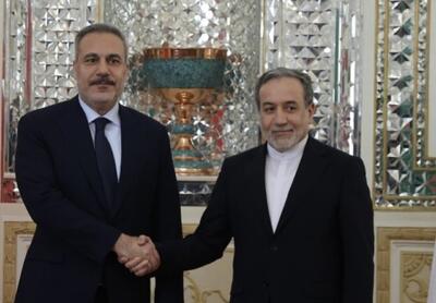  دیدار عراقچی و وزیر خارجه ترکیه در تهران