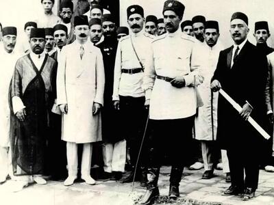  «رضاخان» پشت تیربار در کرمانشاه؛ سال 1291