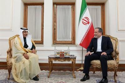  دیدار معاون وزیر خارجه عربستان با عراقچی