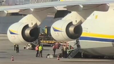  ویدئوی وایرال شده از لحظه انتقال تسلیحات آمریکایی به اسرائیل! + فیلم