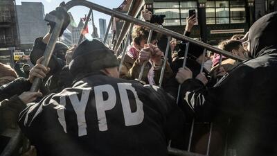  معترضان نیویورکی عملیات مهاجرتی دولت ترامپ را مختل کردند