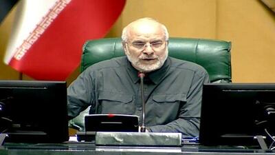  قالیباف: مشکل آلودگی هوا با اقدامات مقطعی و کوتاه مدت حل نمی‌شود