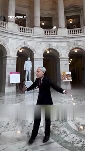  بدل نتانیاهو وسط کنگره آمریکا دستگیر شد + ویدئو