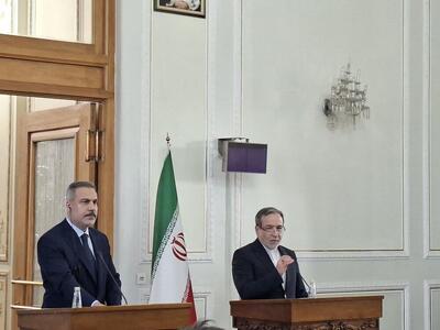  عراقچی: در آینده نزدیک شاهد گشایش سرکنسولگری ایران در وان خواهیم بود