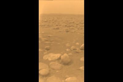  عکس روز ناسا از سطح قمر «تایتان»