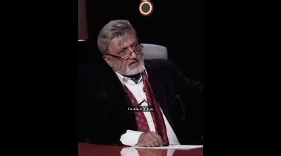  خبرنگار ایرانی مقیم آمریکا: سیستم آموزشی ایران یک فاجعه است! / از پسر ۱۰ ساله پرسیدند نام یک شاعر ایرانی را بگو؛ گفت «ابی»!
