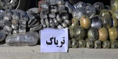  یارانه ۹۰ هزار میلیاردی به شرکت های دارویی: دولت به جای ساخت ۹۰۰ بیمارستان، تریاک ارزان می‌فروشد