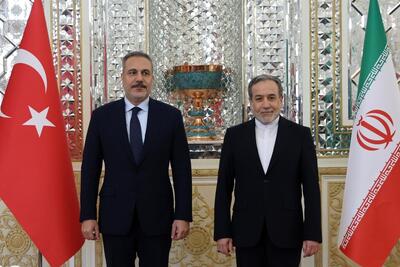  عراقچی: ایران و ترکیه بر لزوم رفع موانع پیش‌روی تجارت دو کشور تاکید دارند