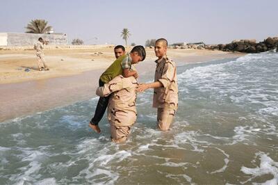  نجات چهار مرزنشین از غرق شدن در آب‌های بندرعباس