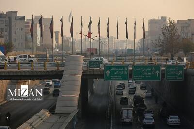  تردد خودرو‌ها در معابر تهران چهار برابر ظرفیت است