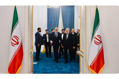  دعوت رسمی وزیر خارجه ترکیه از علی لاریجانی برای سفر به آنکارا