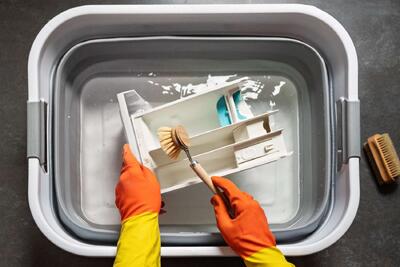  بهترین روش‌های خانگی برای از بین بردن کپک و رسوب کشوی لباسشویی