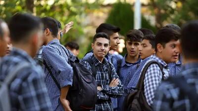  ایران با ۴ میلیارد دلار بودجه برای ۱۷ میلیون دانش‌آموز، از قطر ۱۰ میلیارد دلاری عقب‌تر است ! / ارزش افزوده آموزش ابتدایی ۶۵۸ درصد است؛ اما در بودجه‌ریزی نادیده گرفته می‌شود