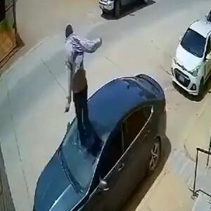  از سقوط داخل جوب تا سقوط روی شیشه خودرو