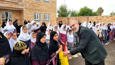 افتتاح پانصدمین مدرسه قلم‌چی در خوزستان؛ دو پروژه آموزشی در دارخوین و آبادان به بهره‌برداری رسید