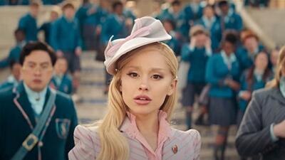  گرگوری مگوایر با کتاب Galinda: A Charmed Childhood جهان «شرور» را گسترش می‌دهد