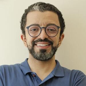  فرزین محدث: می خواستم بعد از فوت مادرم خودکشی کنم + فیلم - سلام نو