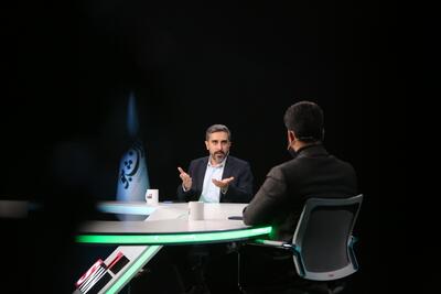  صالحی: رهبر انقلاب فرمودند  اختلاف سیاسی طبیعی و زیباست، اما در برابر دشمن باید همه با هم متحد باشیم + فیلم