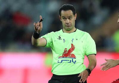  مثل فیلم‌های اکشن؛ لیدرهای شمس آذر بعد از بازی پرسپولیس به خودروی داور حمله کردند!