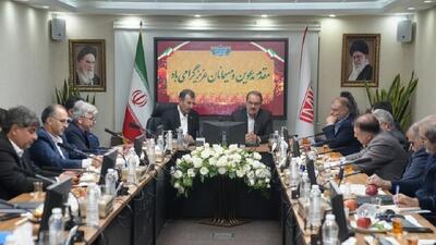  باید میدان را برای بخش خصوصی واقعی و سرمایه‌گذاران توانمند باز کرد