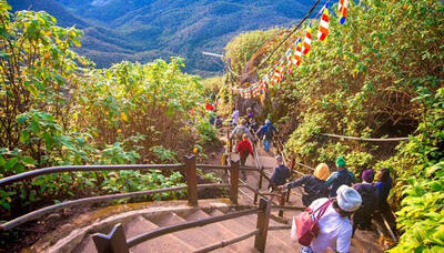  لنگرقله آدم سریلانکا و همه افسانه های پیرامون آن