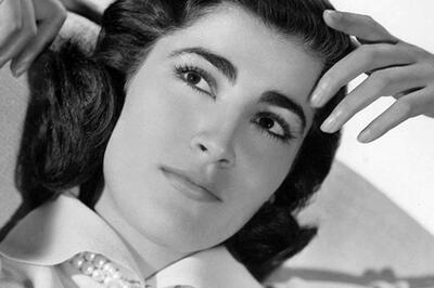  چهره متفاوت «ایرنه پاپاس» در پنجاهمین مراسم اسکار