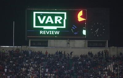  VAR مهمان پرحاشیه لیگ برتر/ فوتبال ایران ظرفیت تکنولوژی را ندارد