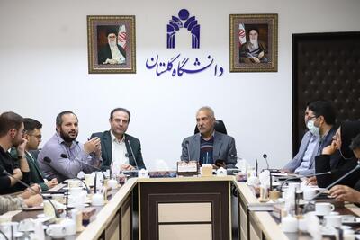  دانشجویان قشر فعال جامعه جوانان و پیشران حرکت رو به پیشرفت کشور