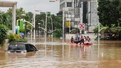  سیل در اندونزی، سریلانکا و تایلند نزدیک به ۱۰۰۰ کشته بر جا گذاشت