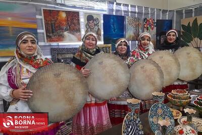  افتتاح نمایشگاه توانمندی‌های بانوان شهرستان ملارد در دانشگاه آزاد اسلامی