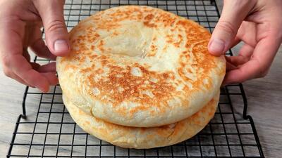  طرز تهیه خوشمزه ترین نان تابه ای بدون فر؛ آموزش قدم به قدم