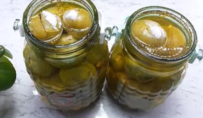  ترشی گوجه کال راز خوشمزه شدن ترشی گوجه کال در خانه